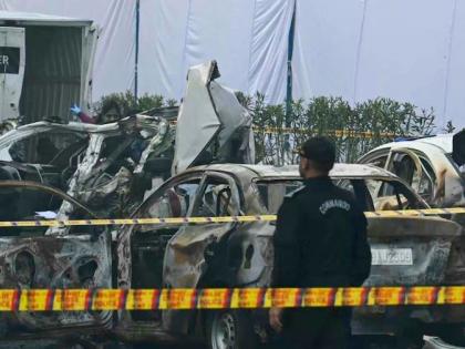 Delhi Red Fort Blast Live Toll rises to 12 and 25 injured FIR under UAPA raids several places in Delhi | Delhi Red Fort Blast: अब तक 12 की मौत और 25 घायल, यूएपीए के तहत प्राथमिकी?, दिल्ली में कई जगह छापे