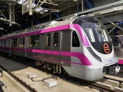 Services affected on metro's Magenta Line due to technical issues | दिल्ली मेट्रो में तकनीकी गड़बड़ी, मजेंटा लाइन बेहाल, यात्री परेशान