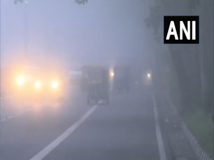 Dense fog in Delhi-NCR in the month of May it may rain even today says imd | दिल्ली-एनसीआर में बारिश के बाद छाया घना कोहरा, वैशाख में ही सावन जैसा मौसम, तापमान गिरकर हुआ 22 डिग्री