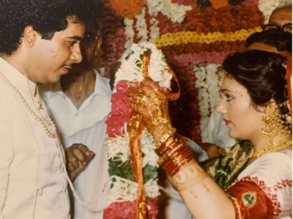 Ramayan Fame Dipika Chikhlia Shares Wedding Photo With Her Real-Life Ram Hemant Topiwala | अपने 'स्वयंवर' की तस्वीर शेयर कर 'रामायण' की सीता ने फैंस से पूछा मजेदार सवाल, क्या आप जानते हैं जवाब