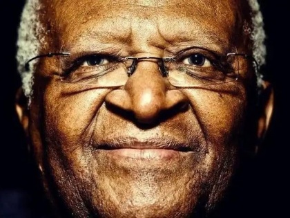 India vs South Africa Anti-apartheid icon Archbishop Desmond Tutu has passed away South African and indian team naman | India vs South Africa: इस दिग्गज के सम्मान में मौन, दक्षिण अफ्रीका और भारत की टीमों ने किया नमन