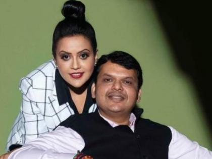 Maharashtra Deputy CM Devendra Fadnavis wife lodged an FIR against the designer Anil Jaisinghani's son in custody on charges of giving crores of bribe and threatening | महाराष्ट्र: डिप्टी सीएम देवेंद्र फड़नवीस की पत्नी ने डिजाइनर के खिलाफ दर्ज कराई एफआईआर, करोड़ों की रिश्वत देने और धमकाने के आरोप में अनिल जयसिंघानी का बेटा हिरासत में