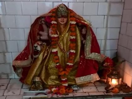 MP murena women cut Tongue for durga maa worship | भक्ति या अंधविश्वास: महिला ने अपनी जीभ काटकर देवी मां को चढ़ाया MP murena women cut Tongue for durga maa worship | भक्ति या अंधविश्वास: महिला ने अपनी जीभ काटकर देवी मां को चढ़ाया