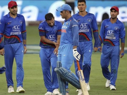 Asia Cup: Umpiring errors cost India match vs Afghanistan? Can’t talk about it, says Dhoni | एशिया कप: अंपायरों के इन तीन 'गलत फैसलों' ने पलटा मैच का रुख! धोनी ने कहा, 'बोलकर जुर्माना नहीं लगवाना चाहता'