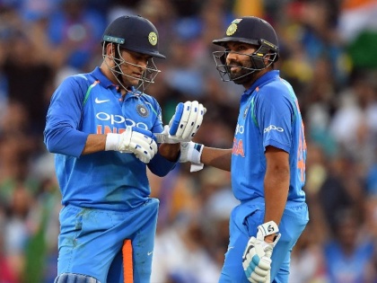 Rohit Sharma breaks MS Dhoni's record for most T20I wins by India captain in a year | महेंद्र सिंह धोनी को रोहित शर्मा ने इस मामले में पछाड़ा, दक्षिण अफ्रीका के खिलाफ खेले गए मैच में किया नया कारनामा