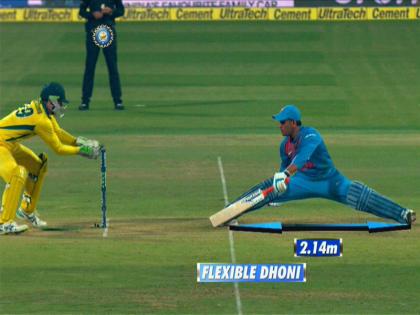Ind vs Aus, 2nd T20: MS Dhoni Does 2. 14 Metre Split to Avoid Stumping | Ind vs Aus: धोनी के इस कारनामे को देख कर आप भी कहेंगे वाह, खेली धमाकेदार पारी