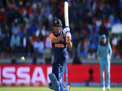 Michael Holding not agree with claims suggesting India intentionally losing to England in World Cup 2019 | होल्डिंग ने किया इंग्लैंड के खिलाफ जानबूझकर हारने के दावों पर भारत का बचाव, कहा, 'धोनी का चेहरा बता रहा था वह मैच जीतना चाहते थे'