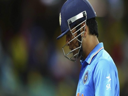 MS Dhoni records second-lowest strike rate by an Indian batsman in T20Is | IND vs AUS: पहले टी20 मैच में धोनी का शर्मनाक प्रदर्शन, इस अनचाही फेहरिस्त में हो गए शुमार