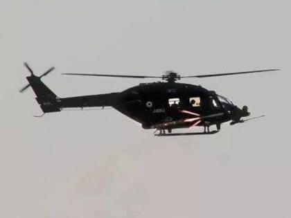 ALH Dhruv Chopper Force-Landed In Kochi Amid Test Run, Coast Guard Attempts To Resume Fleet Ops | परीक्षण के दौरान एएलएच ध्रुव हेलीकॉप्टर की करनी पड़ी फोर्स लैंडिंग, टला बड़ा हादसा