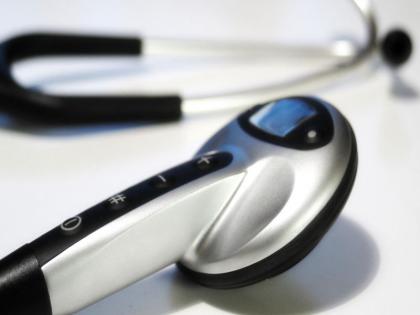 IIT Bombay Researchers Get Patent For 'Smart Stethoscope during coronavirus outbreak | Coronavirus: दूरी से भी धड़कन की आवाज सुन सकता है ‘स्मार्ट स्टेथोस्कोप’, मरीजों की दूर से हो सकेगी जांच