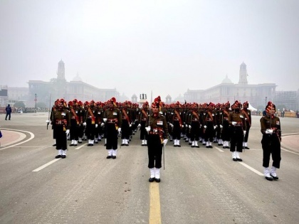 Who Is Major Divya Tyagi? Woman Officer To Lead All-Men Bombay Sappers Contingent At Republic Day Parade mumbai delhi Live | Divya Tyagi Republic Day 2024 Parade Live: 300 साल में पहली बार, पुरुष टुकड़ी का नेतृत्व मेजर दिव्या त्यागी ने किया, जानें कौन हैं... 