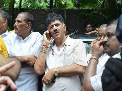 DK Shivakumar congratulates BJP for arresting him, alleges vendetta politics tweet goes viral | गिरफ्तारी पर डीके शिवकुमार ने कहा- बीजेपी के मेरे दोस्तों मुबारक हो, वायरल हुआ ट्वीट DK Shivakumar congratulates BJP for arresting him, alleges vendetta politics tweet goes viral | गिरफ्तारी पर डीके शिवकुमार ने कहा- बीजेपी के मेरे दोस्तों मुबारक हो, वायरल हुआ ट्वीट
