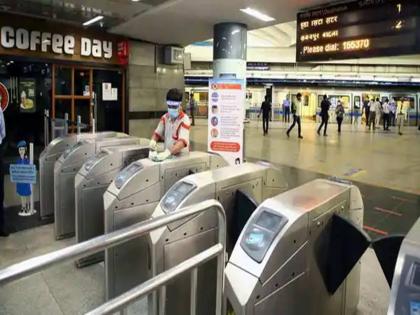 Delhi Metro Rail Corporation Fare increased after 8 years Rs 40 to 43, Rs 50 to 54 and Rs 60 to 64 new fare based distance per km 10% discount smart card holders | दिल्ली मेट्रो रेल कॉर्पोरेशनः 8 साल बाद किराया में वृद्धि, 40 से बढ़कर 43 और 60 से बढ़कर 64 रुपये, किमी की दूरी से नया किराया, स्मार्ट कार्ड वालों को 10 प्रतिशत छूट, देखिए रेट लिस्ट