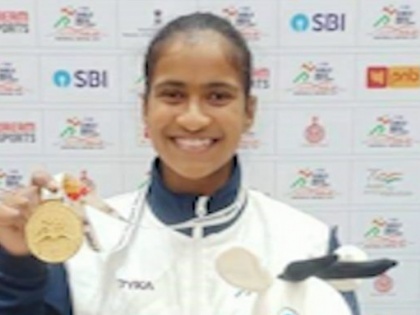 Commonwealth Weightlifting Championships 2023 absence Mirabai Chanu 20-year-old Dnyaneshwari Yadav of Chhattisgarh won gold medal in 49 kg event | Commonwealth Weightlifting Championships 2023: चानू की गैरमौजूदगी में छत्तीसगढ़ की 20 साल की ज्ञानेश्वरी ने किया कमाल, 49 किग्रा स्पर्धा में स्वर्ण पदक जीता, घरेलू दर्शक खुश