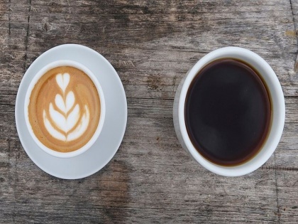 do not drink more coffee and tea may cause problems health tips in hindi | सर्दियों में अगर आप भी पीते है ज्यादा कॉफी तो हो जाएं सावधान, केवल हर रोज इतना ही पीना चाहिए Coffee, नहीं तो बढ़ सकती है परेशानी
