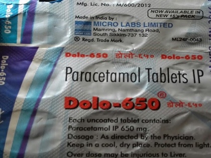 delhi covid promote 'Dolo 650'doctors given free gifts Rs 1000 crore pharmaceutical company Micro Labs rejected | ‘डोलो 650’ को बढ़ावा देने के लिए चिकित्सकों को 1000 करोड़ रुपये के मुफ्त उपहार दिए, दवा कंपनी माइक्रो लैब्स ने किया खारिज, जानें पूरा मामला