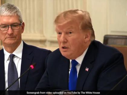 Don't Want You Building In India Donald Trump To Apple CEO Tim Cook India can take care of themselves | Donald Trump-Tim Cook: हम नहीं चाहते कि आप भारत में निर्माण करें?, डोनाल्ड ट्रम्प ने एप्पल सीईओ टिम कुक से कहा Don't Want You Building In India Donald Trump To Apple CEO Tim Cook India can take care of themselves | Donald Trump-Tim Cook: हम नहीं चाहते कि आप भारत में निर्माण करें?, डोनाल्ड ट्रम्प ने एप्पल सीईओ टिम कुक से कहा