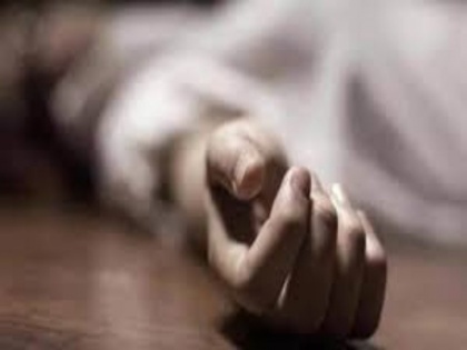 pune man found dead after killing wife 8 year old autistic child | पुणे में पत्नी और बेटे की हत्या के बाद मिला शख्स का शव, मामले की जांच में जुटी पुलिस