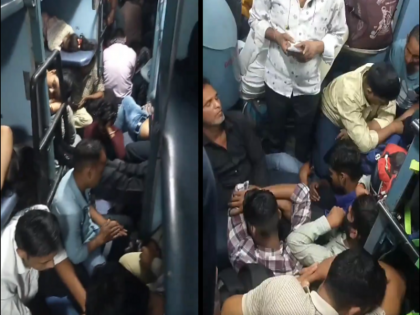 Viral Video shows ticketless passengers seated on the floor of a sleeper coach | Viral Video: ट्रेन की स्लीपर बोगी में पैर रखने की जगह नहीं, फर्श पर भी कब्जा... परेशान यात्री ने शेयर किया वीडियो, देखिए
