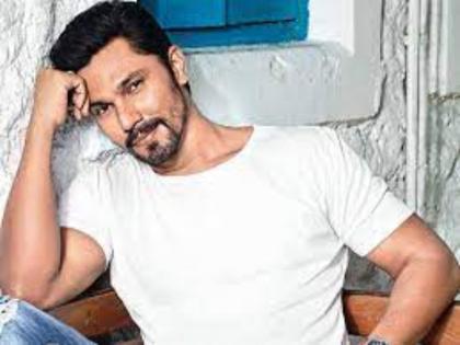 actor randeep hooda removed as un environment over mayawati joke | रणदीप हुड्डा को यूएन ने ब्रांड एंबेसडर के पद से हटाया गया, पूर्व मुख्यमंत्री मायावती का उड़ाया था मजाक