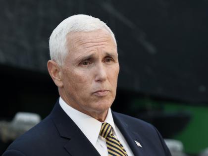 Iran has sent a message to its militia not to take any action against American bases or civilians: Mike Pence | अमेरिकी ठिकानों या नागरिकों के खिलाफ कोई कार्रवाई ना करें ईरान ने मिलिशिया को संदेश भेजाः माइक पेंस 