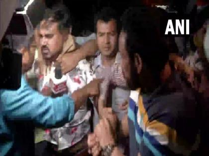 Jahangirpuri Violence Delhi Police arrest man who was seen opening fire during clash | Jahangirpuri Violence: जहांगीरपुरी हिंसा के दौरान गोली चलाने वाले व्यक्ति को दिल्ली पुलिस ने किया गिरफ्तार Jahangirpuri Violence Delhi Police arrest man who was seen opening fire during clash | Jahangirpuri Violence: जहांगीरपुरी हिंसा के दौरान गोली चलाने वाले व्यक्ति को दिल्ली पुलिस ने किया गिरफ्तार