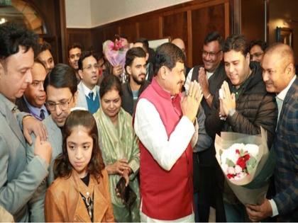 Chief Minister on foreign trip to UK and Germany to invite foreign investors | विदेशी निवेशकों को आमंत्रित करने मुख्यमंत्री यूके और जर्मनी की विदेश यात्रा पर