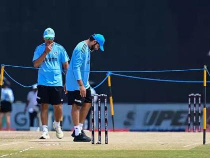 CWC ODI World Cup 2023 'Why have spinners at all?' RAHUL Dravid disputes 'average' rating for Chennai Ahmedabad pitches | CWC ODI World Cup 2023: आखिर स्पिनर क्यों हैं?, टीम इंडिया कोच ने चेन्नई और अहमदाबाद की पिचों पर 'औसत' रेटिंग विवाद बोले...
