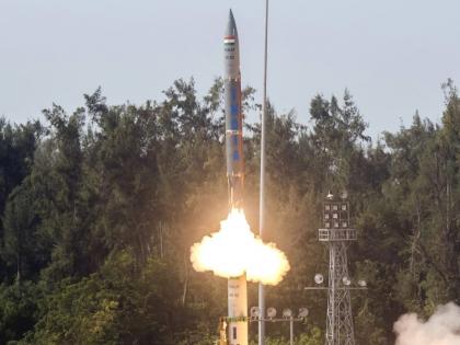 Pralay ballistic missile surface to surface ballistic missile successfully testfired see video | Pralay ballistic missile: मिसाइल 'प्रलय' का पहला सफल परीक्षण, 500 किमी तक मारक क्षमता, जानें खासियत