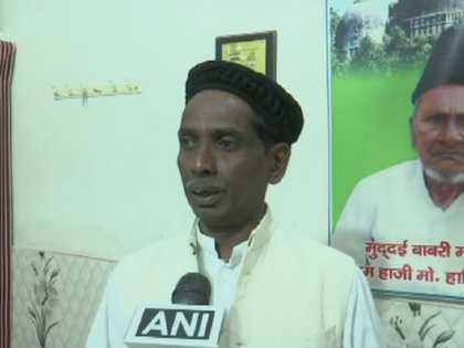Babri Masjid-Ram Janmabhoomi case: woman attacked Iqbal Ansari, who was included in the main plaintiff, was saved by security personnel | बाबरी मस्जिद-राम जन्म भूमि मामलाः मुख्य वादी में शामिल इकबाल अंसारी पर महिला ने किया हमला, सुरक्षाकर्मी ने बचाया