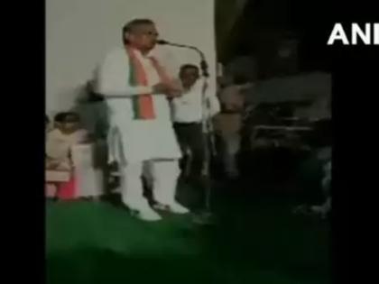 Haryana Assembly Polls 2019: Dudaram Bishnoi, BJP Fatehabad candidate promises to solve small problems, if he become MLA, Video goes viral | बीजेपी उम्मीदवार का बयान, 'मुझे विधायक बना के भेजोगे, तो खत्म कर दूंगा नशे, चालान जैसी छोटी-मोटी समस्याएं', वीडियो वायरल