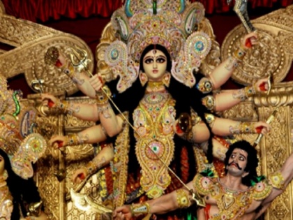 Durga Puja 2019: Mahisasur vadh katha in navratri how devi durga killed Mahisasura | Durga Puja 2019: देवी दुर्गा ने 9 दिन चले युद्ध में कैसे किया महिषासुर का वध, क्या है पूरी कथा