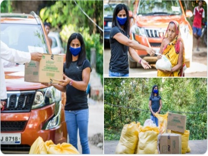 Dutee Chand distributes 1000 food packets in her village amid lockdown | कोरोना से जंग में आगे आईं फर्राटा धाविका दुती चंद, जरूरतमंद लोगों को बांटा खाना