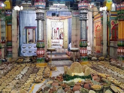 Mathura thakur dwarkadhish temple darshan timing Changes for devotees | मथुरा के ठा. द्वारिकाधीश मंदिर के श्रद्धालुओं के लिए दर्शन के समय में किया गया बदलाव