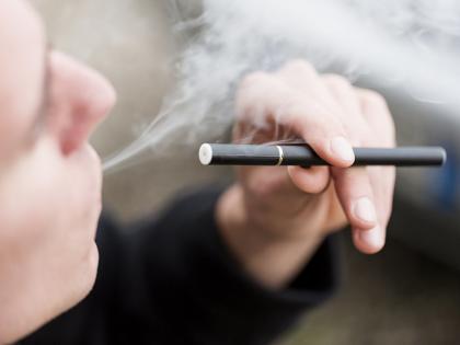 Court scold delhi government on not banning e-cigarette | ई-सिगरेट को प्रतिबंधित नहीं करने पर अदालत ने दिल्ली सरकार को लगाई फटकार Court scold delhi government on not banning e-cigarette | ई-सिगरेट को प्रतिबंधित नहीं करने पर अदालत ने दिल्ली सरकार को लगाई फटकार