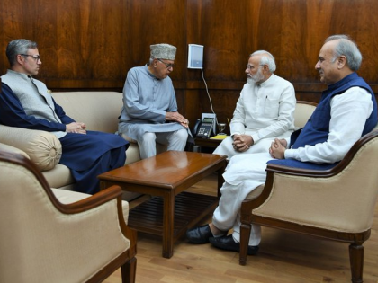 Omar Abdullah-led NC delegation Meets PM Modi, Seeks Assembly Elections Before Year-end | पीएम मोदी से मिले फारूक अब्दुल्ला, जम्मू-कश्मीर में चुनाव 2019 के अंत तक कराए जाएं Omar Abdullah-led NC delegation Meets PM Modi, Seeks Assembly Elections Before Year-end | पीएम मोदी से मिले फारूक अब्दुल्ला, जम्मू-कश्मीर में चुनाव 2019 के अंत तक कराए जाएं