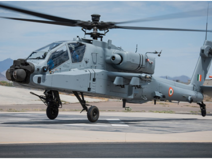 First batch of Boeing AH-64E Apache Guardian Attack Helicopters to arrive at Hindon Airbase in Ghaziabad | दुश्मन चेत जाओ, नहीं तो उड़ जाओगे, वायुसेना को अमेरिका से चार अपाचे हेलीकाप्टर की पहली खेप मिली