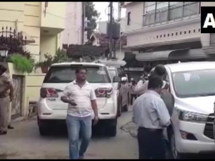 Maharashtra: A team of Income Tax Department is conducting raids at the residence & factory premises of Nationalist Congress Party (NCP) leader Hasan Mushrif, in Kolhapur district. | आयकर विभाग ने कोल्हापुर में चीनी मिल और NCP MLA हसन मुशरीफ के घर की तलाशी ली Maharashtra: A team of Income Tax Department is conducting raids at the residence & factory premises of Nationalist Congress Party (NCP) leader Hasan Mushrif, in Kolhapur district. | आयकर विभाग ने कोल्हापुर में चीनी मिल और NCP MLA हसन मुशरीफ के घर की तलाशी ली