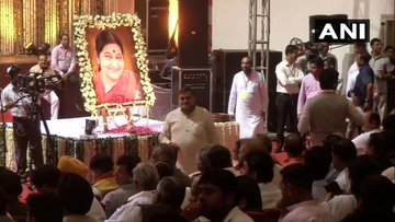 Delhi: Condolence meet for late former Union Minister & BJP leader Sushma Swaraj being held at Jawaharlal Nehru Stadium. | सुषमा स्वराजः मानवीय भावना से ओतप्रोत, संकट में फंसे भारतीयों की हमेशा मदद की