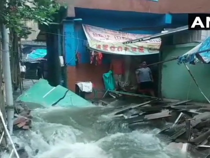Mumbai rains: Maharashtra seeks 6 more NDRF teams | मुंबई बारिश अलर्ट: सरकार ने NDRF की और टीमें मांगीं, पुणे के निचले इलाके में अलर्ट, 35 लोगों को हेलीकॉप्टर से बचाया