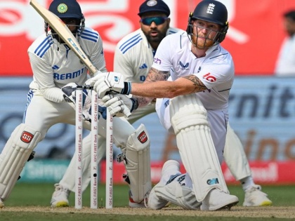Ben Stokes-led England team leaves India after losing 2nd Test in Visakhapatnam | IND vs ENG: दूसरा टेस्ट हारने के बाद बेन स्टोक्स की अगुवाई वाली इंग्लैंड टीम ने छोड़ा भारत, आराम करने पहुंची अबु धाबी