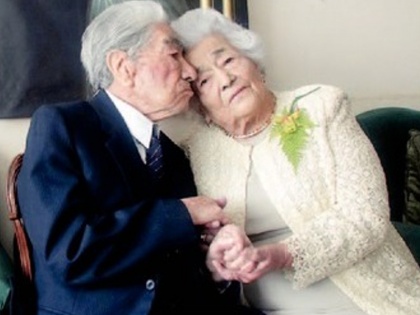 Couple with combined age of 215 years named world's oldest married pair | 110 साल का पति और 104 पत्नी, 215 वर्ष की कुल आयु के साथ बने दुनिया के सबसे उम्रदराज कपल