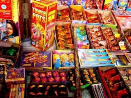 chennai court bans online sale of firecrackers till 15 nov | कोर्ट ने ऑनलाइन पटाखों की बिक्री पर लगाया बैन, 15 नवबंर तक नहीं कर सकेंगे ऑर्डर