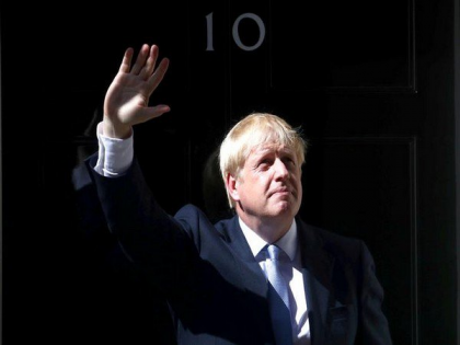 British PM Boris Johnson loses parliamentary majority as MP joins Liberal Democrats | ‘ब्रेक्जिट’ पर हंगामा जारीः ब्रिटेन के प्रधानमंत्री बोरिस जॉनसन ने संसदीय बहुमत खो दिया