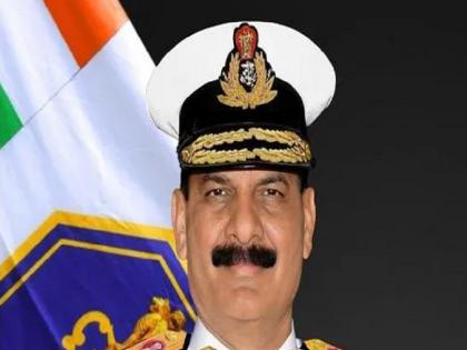 Indian Navy: Vice Admiral Dinesh Tripathi becomes the new Chief of Naval Staff, takes charge | Indian Navy: वाइस एडमिरल दिनेश त्रिपाठी बने नौसेना स्टाफ के नए प्रमुख, संभाला पदभार