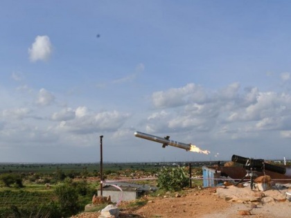 Guided missile to be built in tank, DRDO successfully test, watch video | दुश्मन सावधान, अब होंगे तेरे टैंक तबाह, DRDO ने गाइडेड मिसाइल का किया सफल परीक्षण, देखें वीडियो 