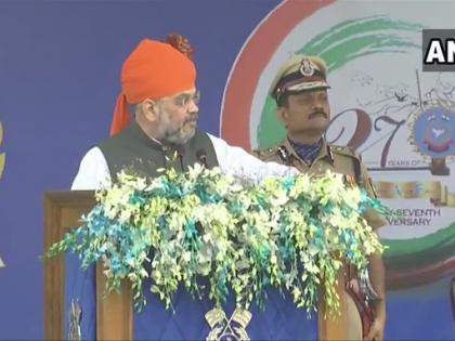 Article 370: Shah said - a true tribute to the 35,000 jawans who lost their lives fighting terror in Kashmir | अनुच्छेद 370ः शाह ने कहा- 35,000 जवानों को सच्ची श्रद्धांजलि है, जिन्होंने कश्मीर में आतंक से लड़ते हुए जीवन गंवा दिया