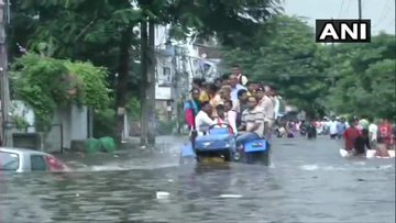 Flood situation in Bihar uncontrolled, many people killed, workers should immediately join relief and rescue work: Rahul | बिहार में बाढ़ से हालात बेकाबू, कई लोगों की मौत, कार्यकर्ता राहत और बचाव कार्य में तत्काल जुट जाएंः राहुल