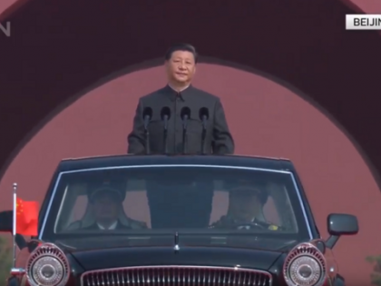 Chinese President Xi Jinping visited Mao's tomb and bowed three times in front of the statue of the late leader. | चीन के राष्ट्रपति शी चिनफिंग माओ की समाधि पर गए और दिवंगत नेता की प्रतिमा के आगे तीन बार सिर झुकाया