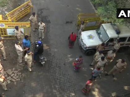Aarey Protest LIVE: 25 Arrested, Section 144 Imposed as Mumbai Unites Against Tree Felling in 'Green Lung' | महाराष्ट्र: मुंबई आरे कॉलोनी में पेड़ों की कटाई को लेकर प्रदर्शन, धारा 144 लागू, 60 लोग हिरासत में Aarey Protest LIVE: 25 Arrested, Section 144 Imposed as Mumbai Unites Against Tree Felling in 'Green Lung' | महाराष्ट्र: मुंबई आरे कॉलोनी में पेड़ों की कटाई को लेकर प्रदर्शन, धारा 144 लागू, 60 लोग हिरासत में